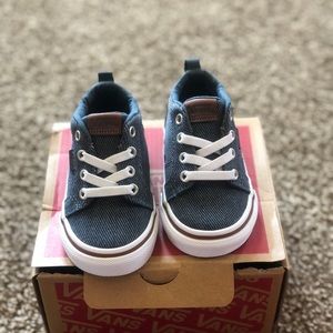 Toddler Boy Vans Size 4.5 NWOT